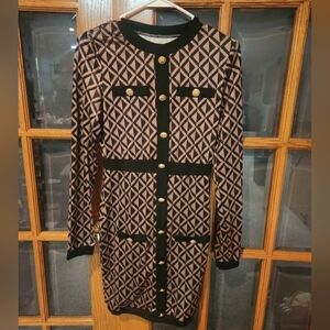 Geometric Patterned Bodycon Dress with Gold Buttons